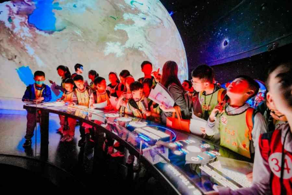苏州三六六社会实践上海天文馆夏令营浩瀚宇宙等你来探索 苏州三六六社会实践上海天文馆夏令营浩瀚宇宙等你来探索
